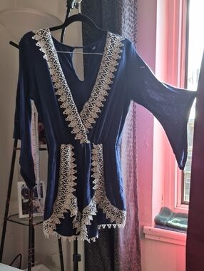 Large UK2LA Navy & White Romper / Soft & Light Material